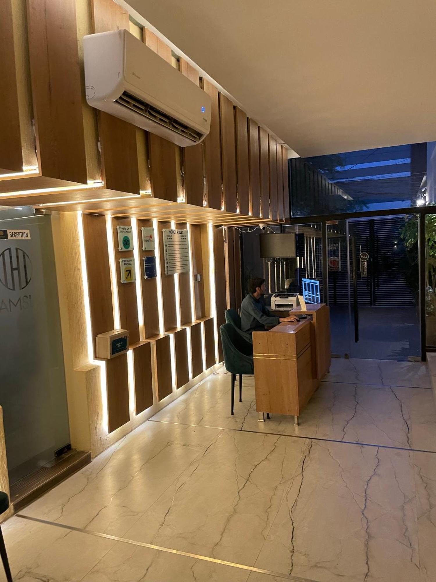 Hamsun Shahrah-E-Faisal Hotell Karachi Eksteriør bilde