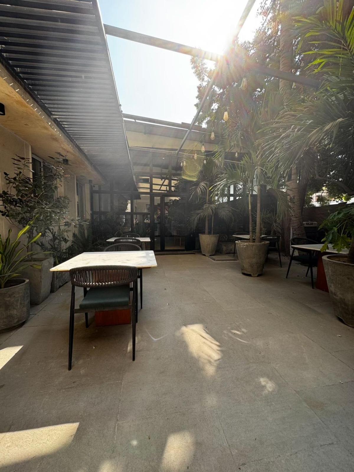 Hamsun Shahrah-E-Faisal Hotell Karachi Eksteriør bilde