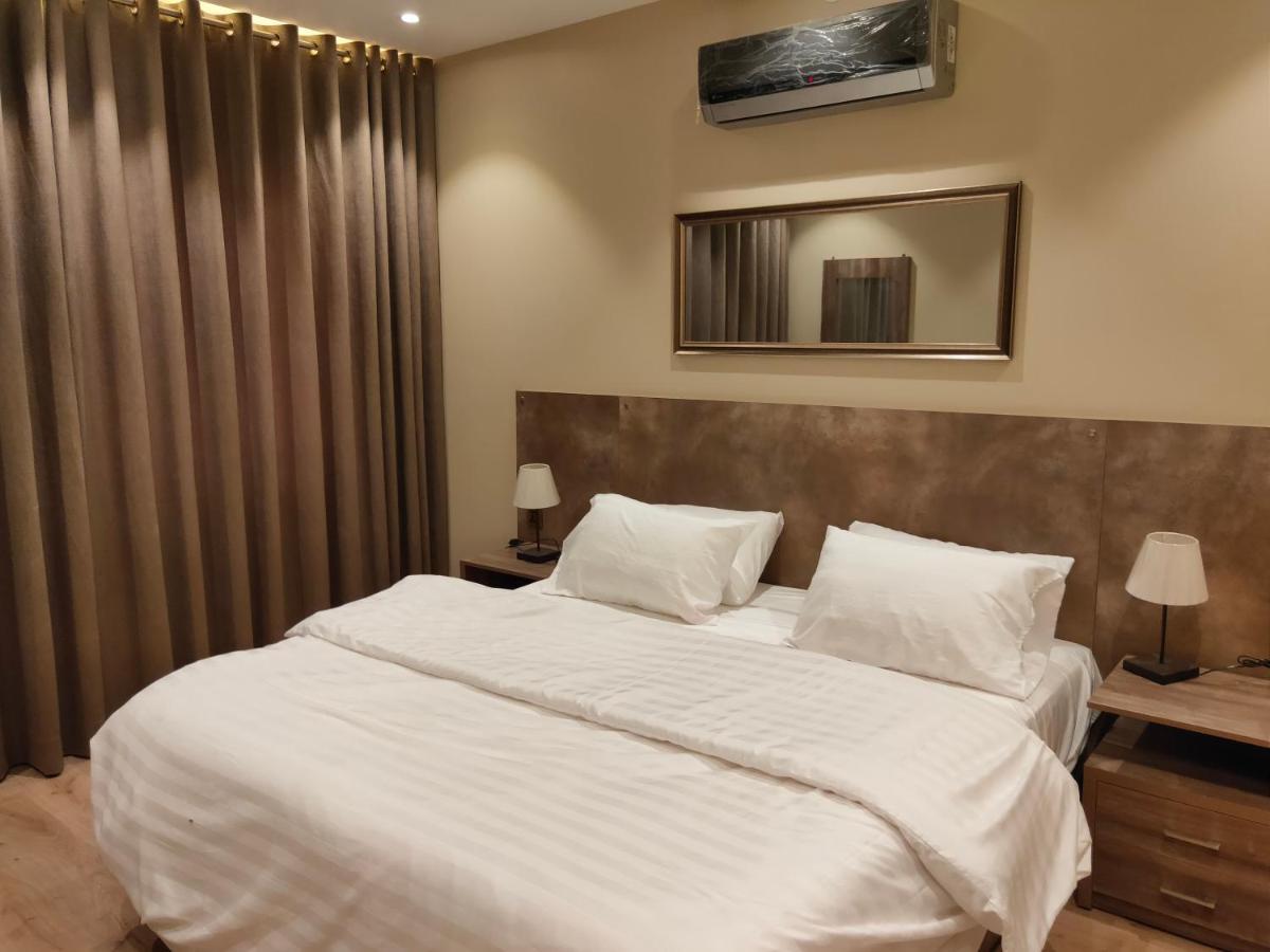 Hamsun Shahrah-E-Faisal Hotell Karachi Eksteriør bilde